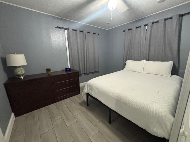 Building Photo - 3427 W Palmetto St