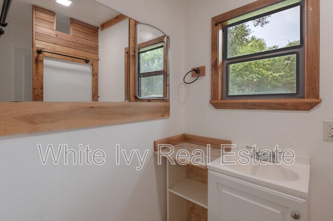 Building Photo - 4640 FM1374