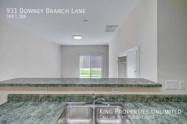 Building Photo - 931 Downey Branch Ln