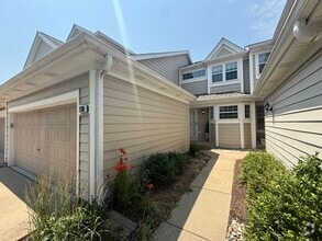 Building Photo - 230 Woodstone Cir
