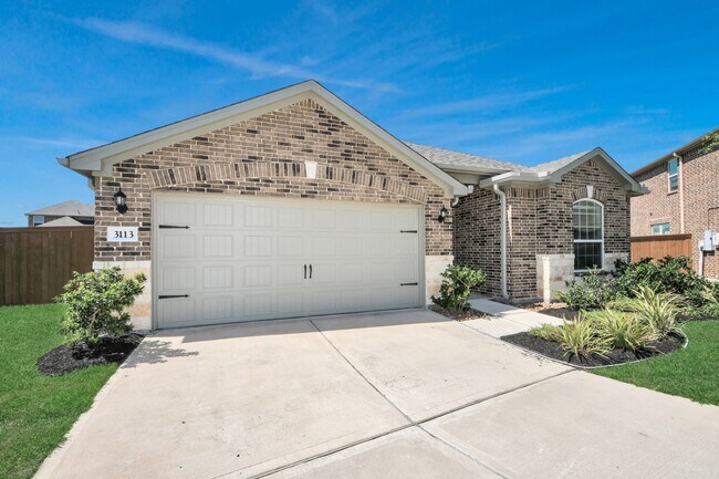 Building Photo - 3113 Foresail Ln