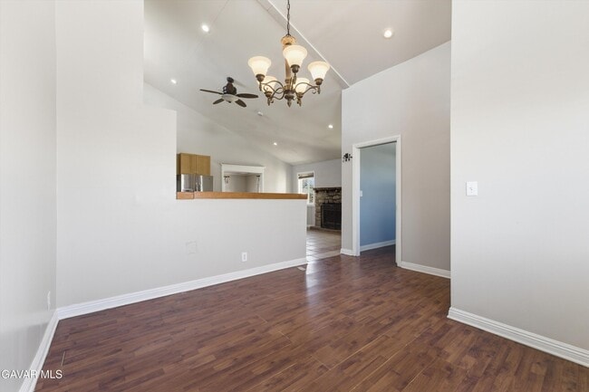 Building Photo - 13237 E Ave W 8