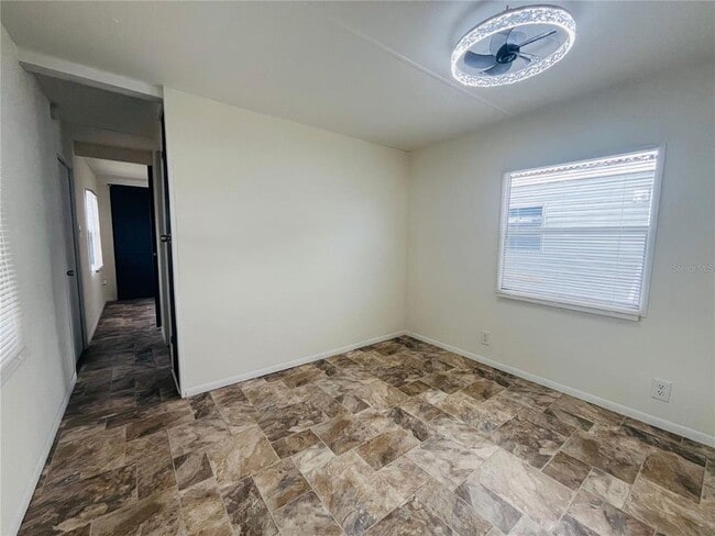 Building Photo - 550 Woodpecker Pike