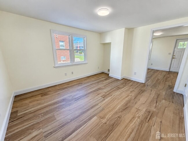 Building Photo - 151 MacArthur Ave