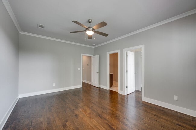 Building Photo - Beautiful 3-bed, 2.5-bath home offering 2,003 sq ft in the heart of East Nashville