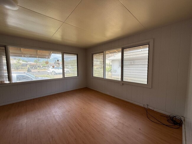 Building Photo - Single level 3 bedroom/1.5 Bath
