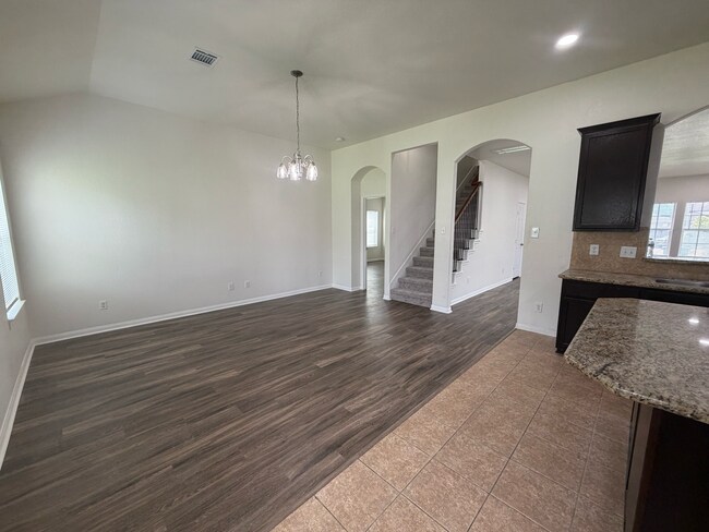 Building Photo - Greyfield