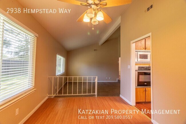 Building Photo - 2938 Hempstead Way