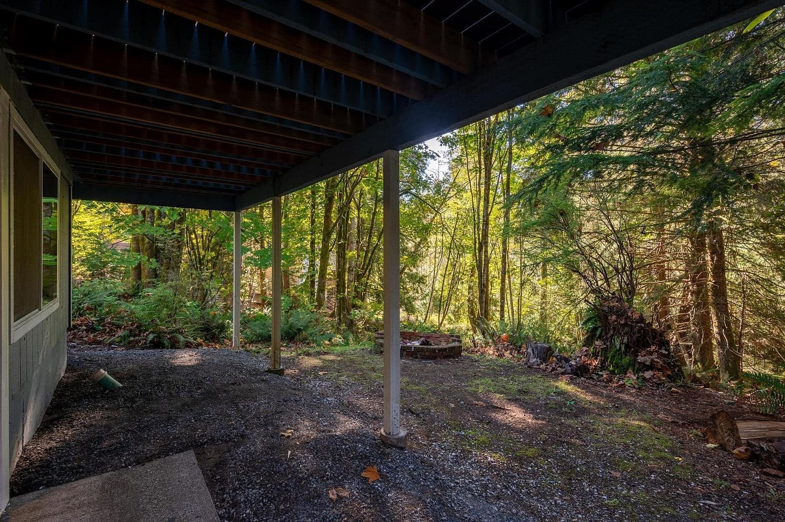 Building Photo - 136 Windward Dr
