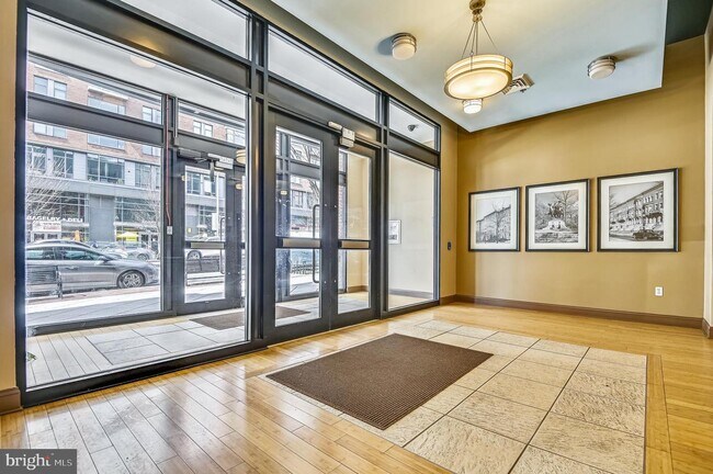 Building Photo - 3201 St Paul St