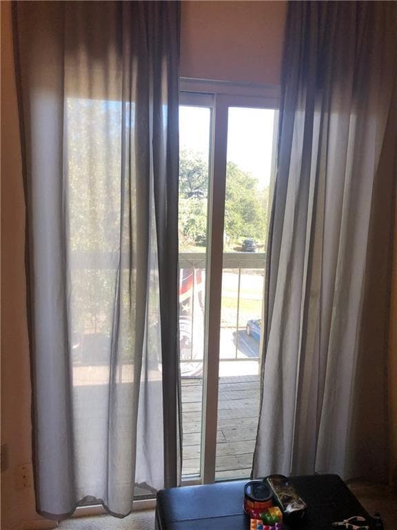 Building Photo - 114 E 31st St