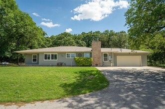 Building Photo - 919 Old Justin Rd