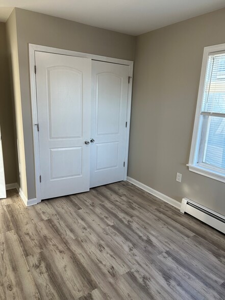 Building Photo - 91 Homes Ave