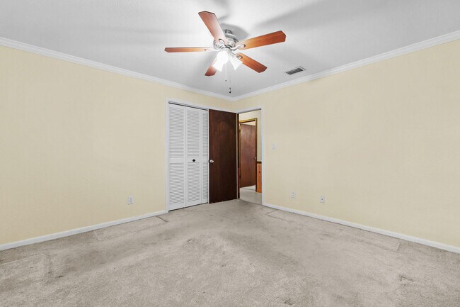 Building Photo - 3324 Sunrise Blvd