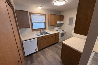 Building Photo - Carty Family Apartments