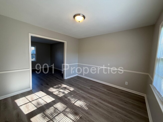 Building Photo - 2658 Galaxie St