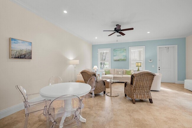 Building Photo - 10187 S Ocean Dr