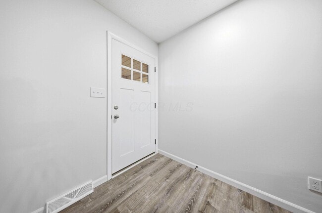 Building Photo - 103 Valleyview Dr