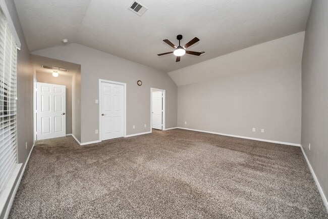 Building Photo - 2009 Amado Ln