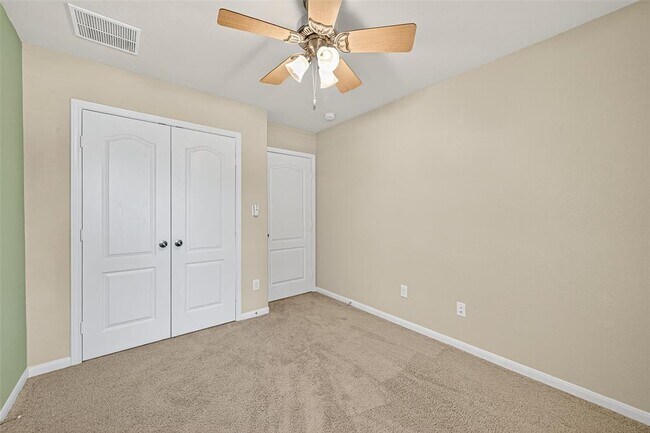 Building Photo - 18214 Almond Place Lane