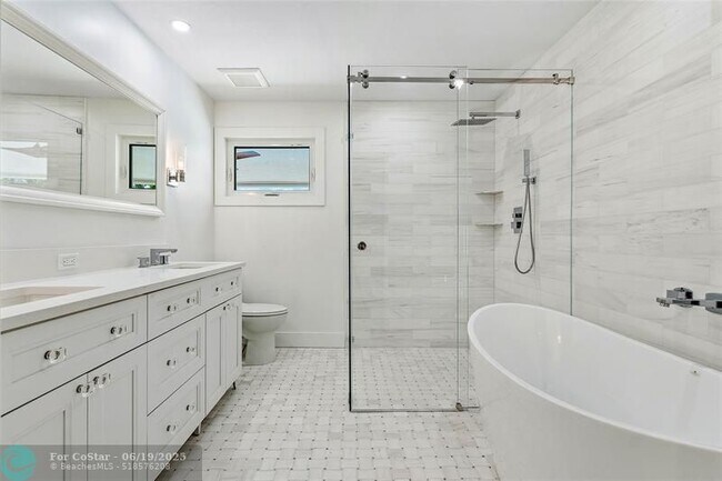 Building Photo - 6148 NW 74th Terrace