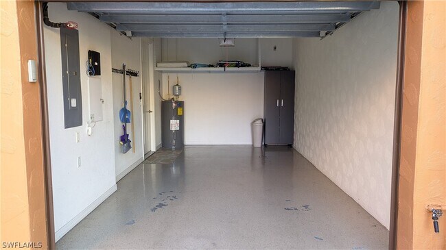 Building Photo - 9055 Capistrano St N