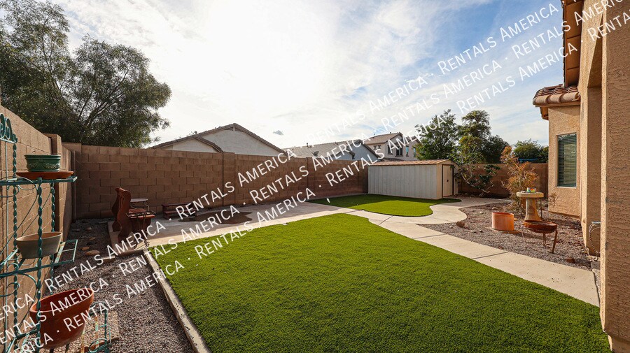 Building Photo - 11555 W Kinderman Dr