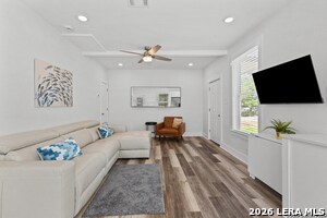Building Photo - 216 Eleanor Ave