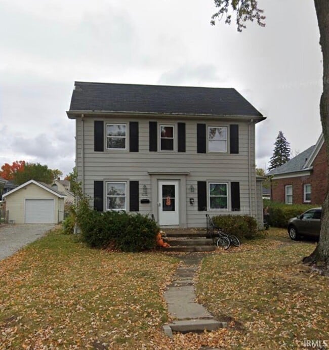 Primary Photo - 1119 Clara Ave