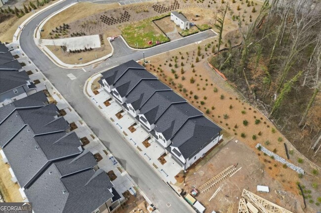 Building Photo - 187 Redbud Rd