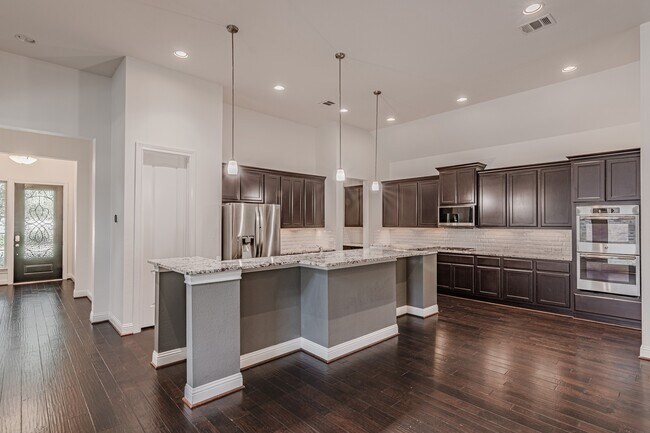 Building Photo - 112 Sundown Ridge Pl