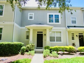 Building Photo - Beautiful 3-Bedroom Townhome with Resort-S...