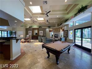 Building Photo - 950 Seven Hills Dr