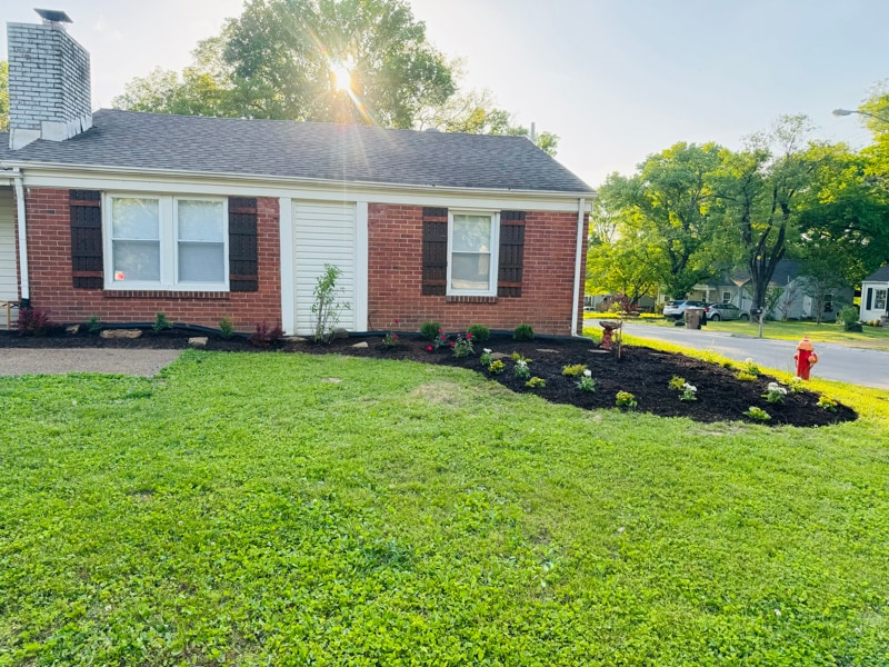 Building Photo - 2701 Hartford Dr