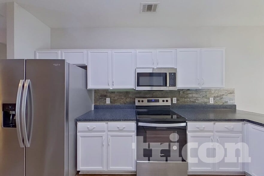 Building Photo - 396 Florence Dr