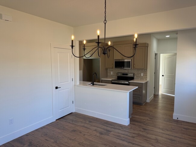 Building Photo - 401 Birmingham St SE