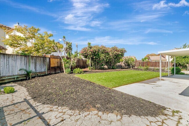 Building Photo - Completely remodeled Blossom Valley Home