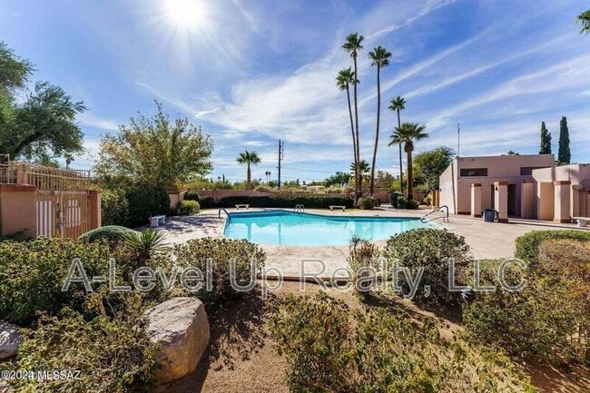 Building Photo - 2387 W Palo Dulce Dr