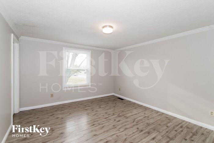 Building Photo - 5777 Liberty Creek Dr E