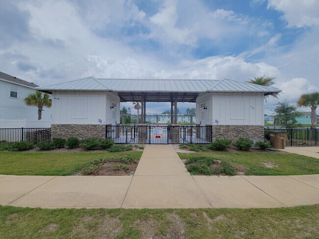 Building Photo - 7664 Shadow Lake Dr