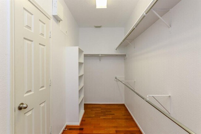 Building Photo - 9007 Lavender Field Ct