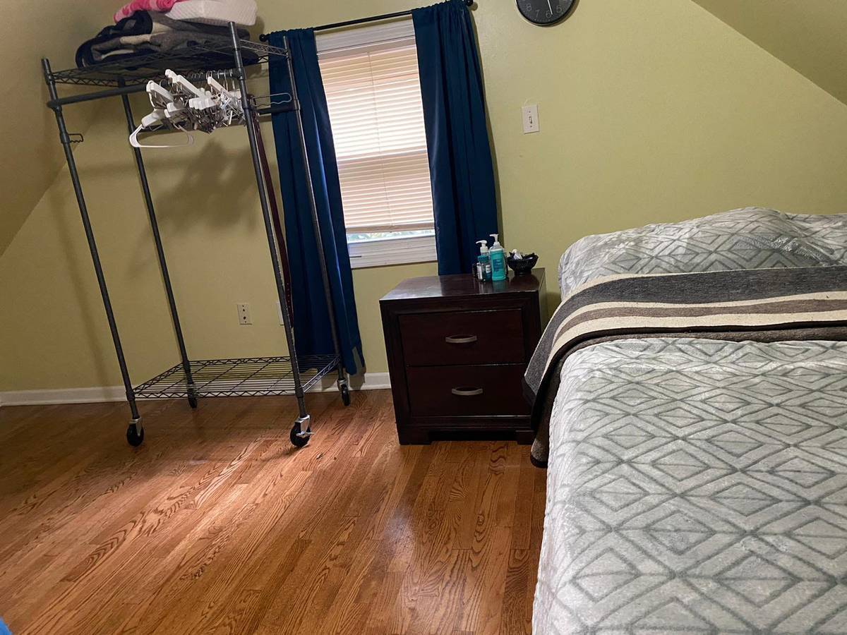 Bedroom - 2843 S Kildare Ave