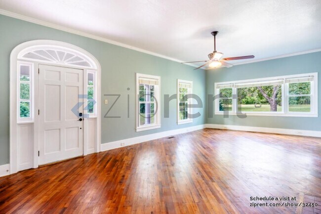 Building Photo - 645 GA-49