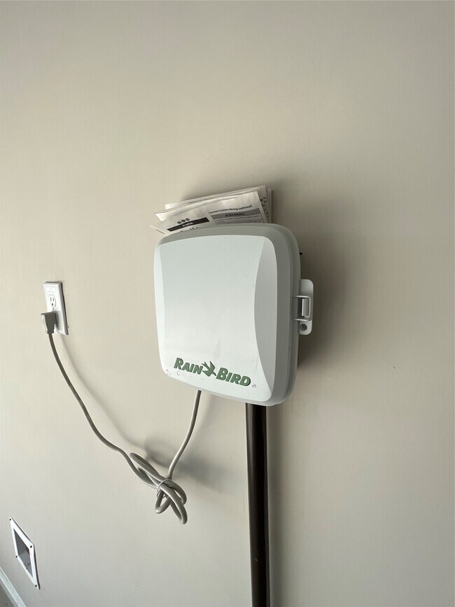 Building Photo - 5635 Giving Grace Wy