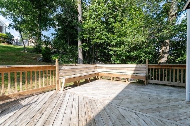 Building Photo - 205 Hardy Pond Rd