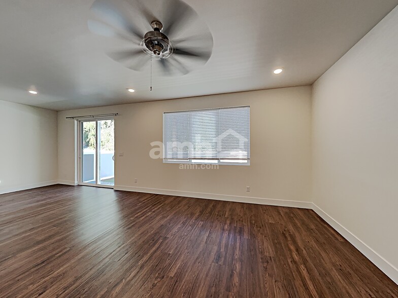 Building Photo - 12405 83rd Ave E