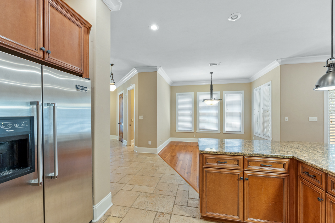 Building Photo - 1836 Ashley Hall Way