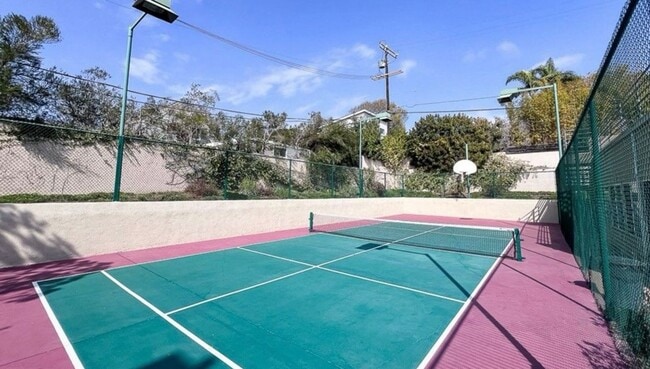 Building Photo - 3460 S Centinela Ave