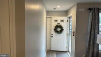 Building Photo - 401 Ferris Ln