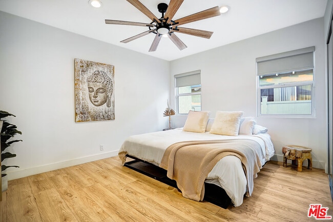 Building Photo - 5630 Gentry Ave